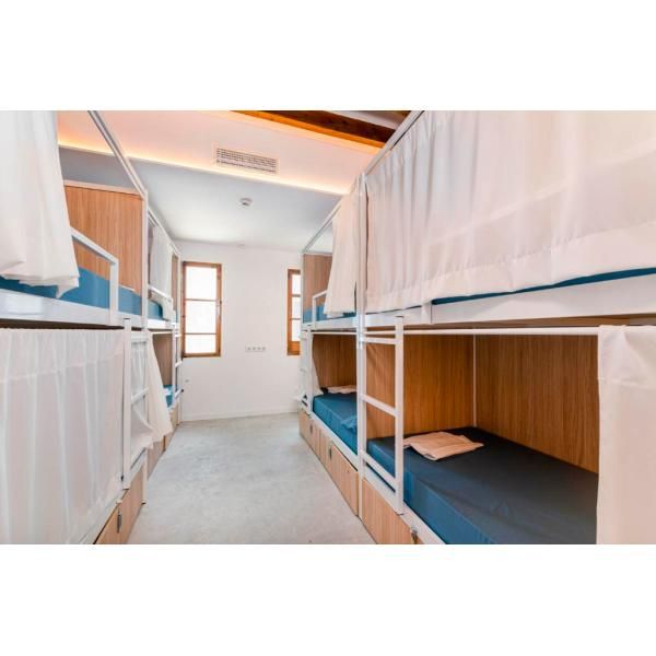litera hostel metal madera urban hostel mallorca