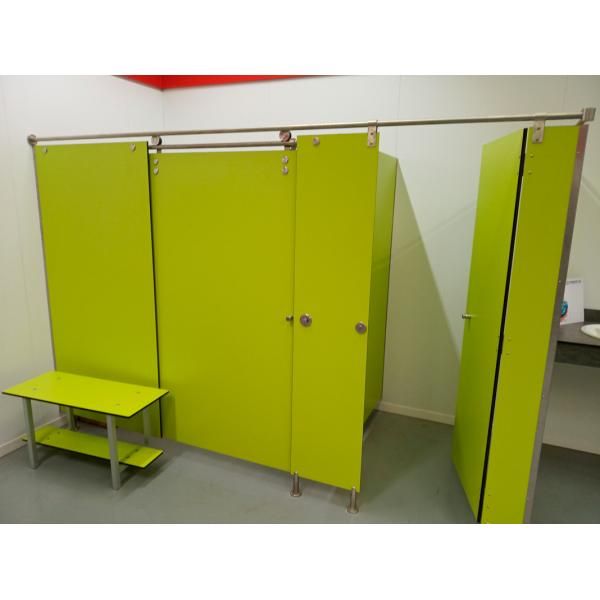 cabinas sanitarias con puerta corredera